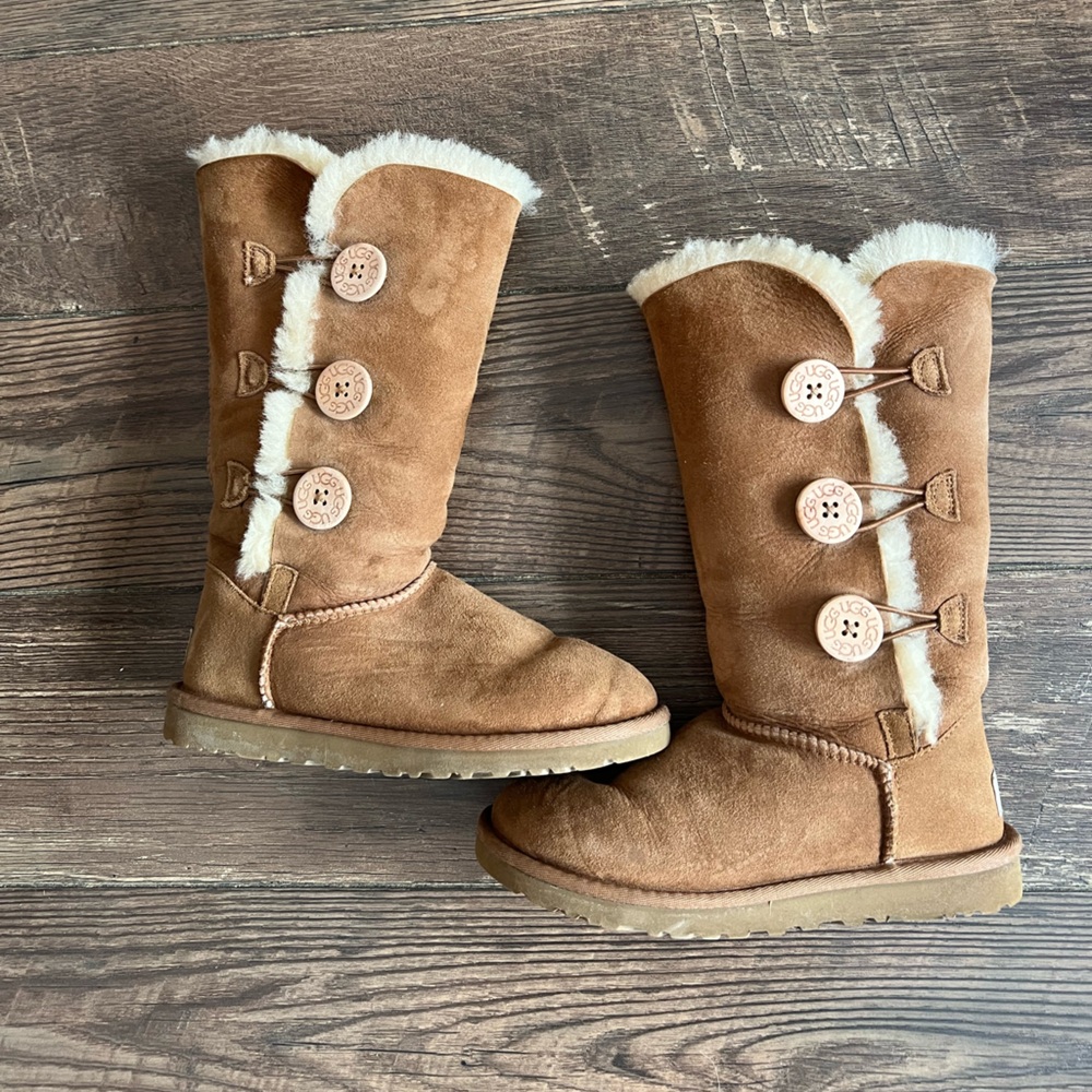 Bailey Button Triplet UGG Boot